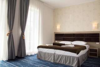 Отель Hotel Victoria Эфорие-Норд Стандартный двухместный номер с 1 кроватью или 2 отдельными кроватями-3